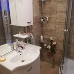 Royal Court - Hu Registered Intstud Апартаменты