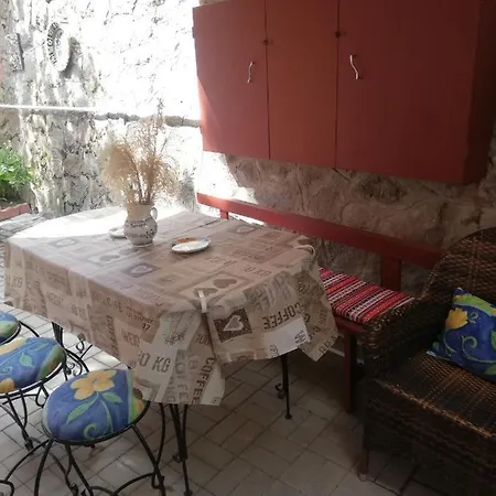 Royal Court - Hu Registered Intstud Apartment
