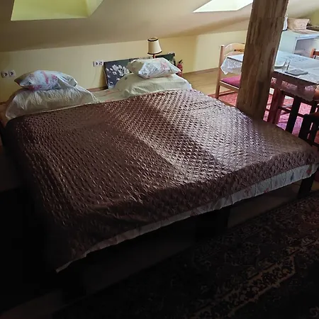 Apartment Royal Court - Hu Registered Intstud
