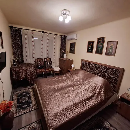 Apartment Royal Court - Hu Registered Intstud